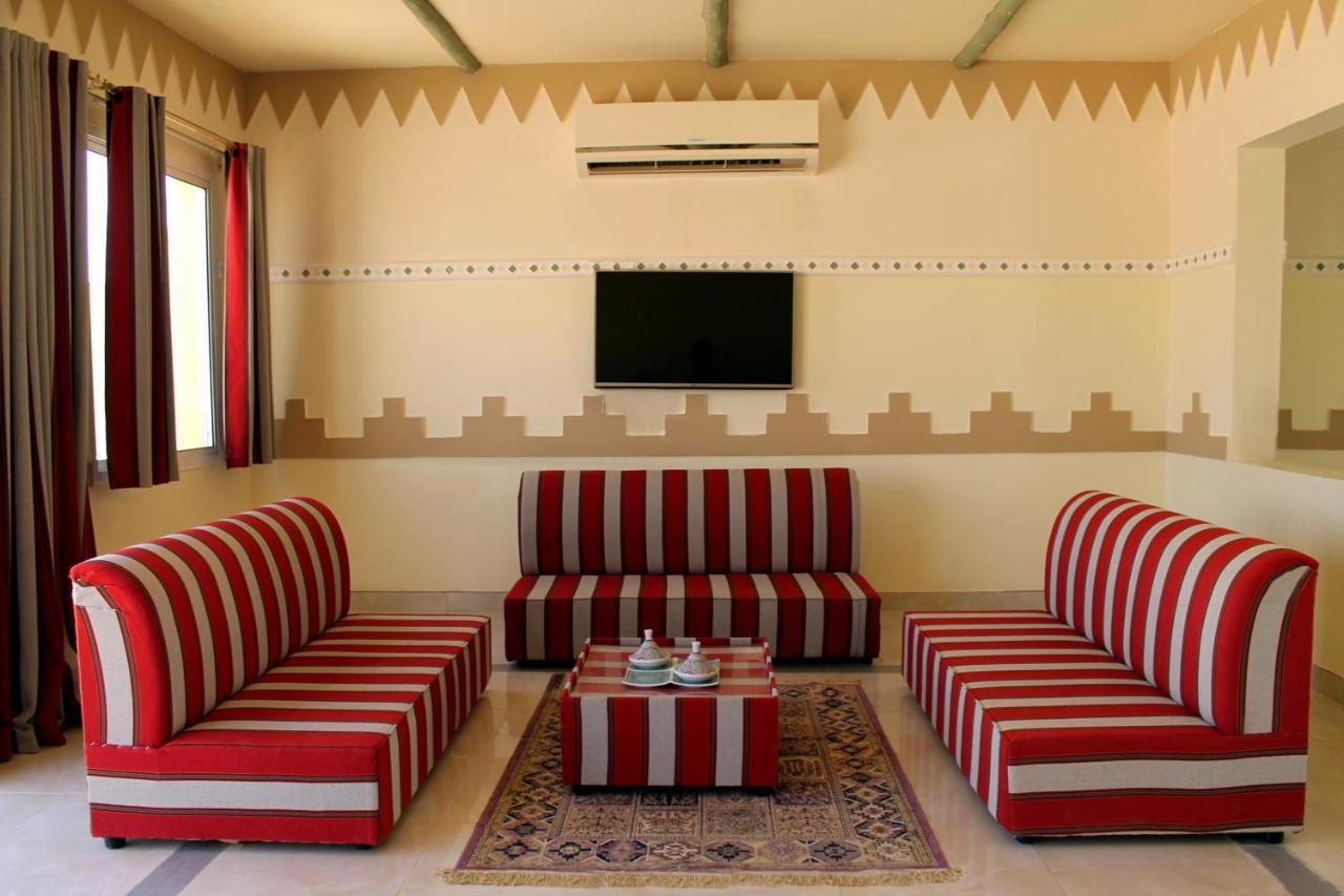 Golden Palm Oasis