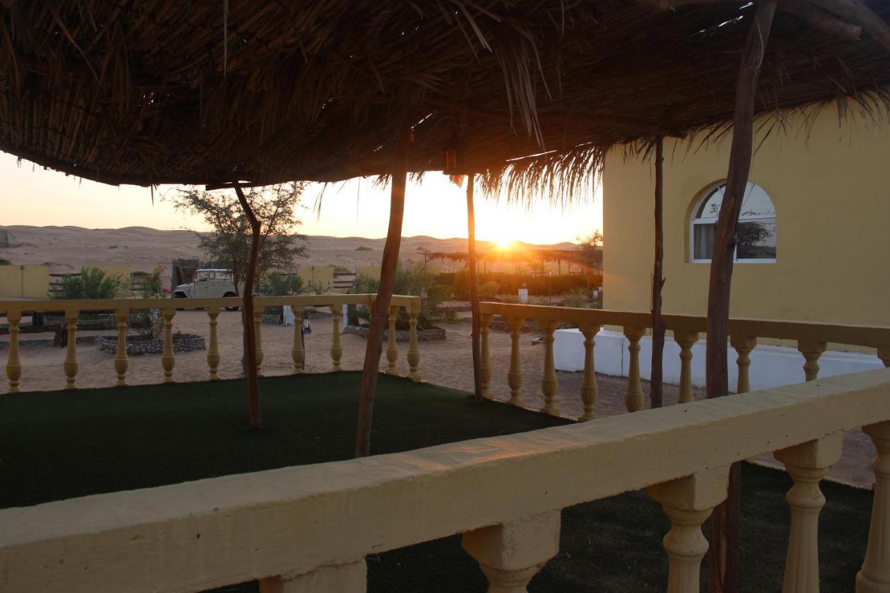 Golden Palm Oasis Camping *